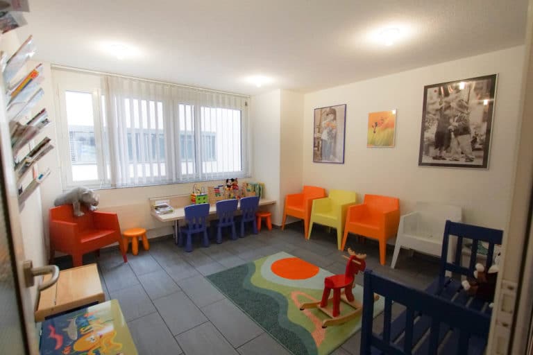 Kinderarztpraxis Central Raum